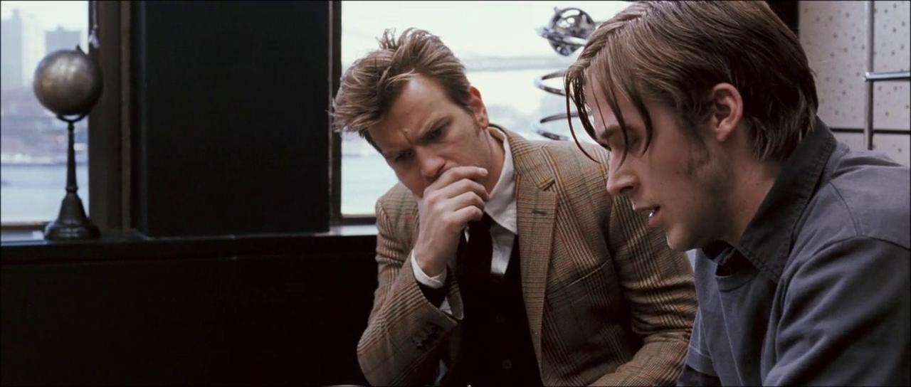 Ewan McGregor as Dr. Sam Foster and Ryan Gosling as Henry Letham on Stay