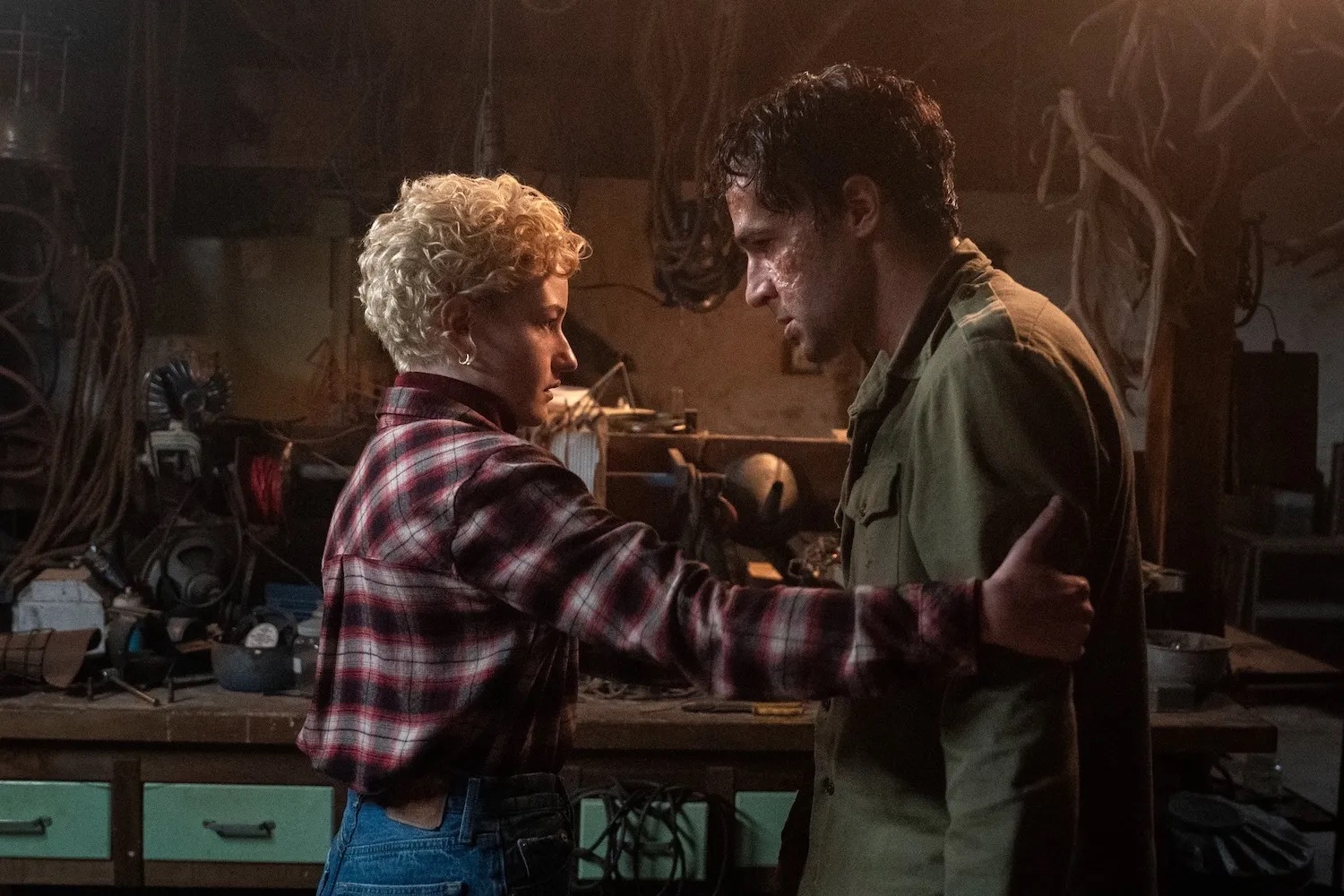 Wolf Man Review: A Unique and Transformative Take on The Classic Monster Christopher Abbott and Julia Garner in Wolf Man