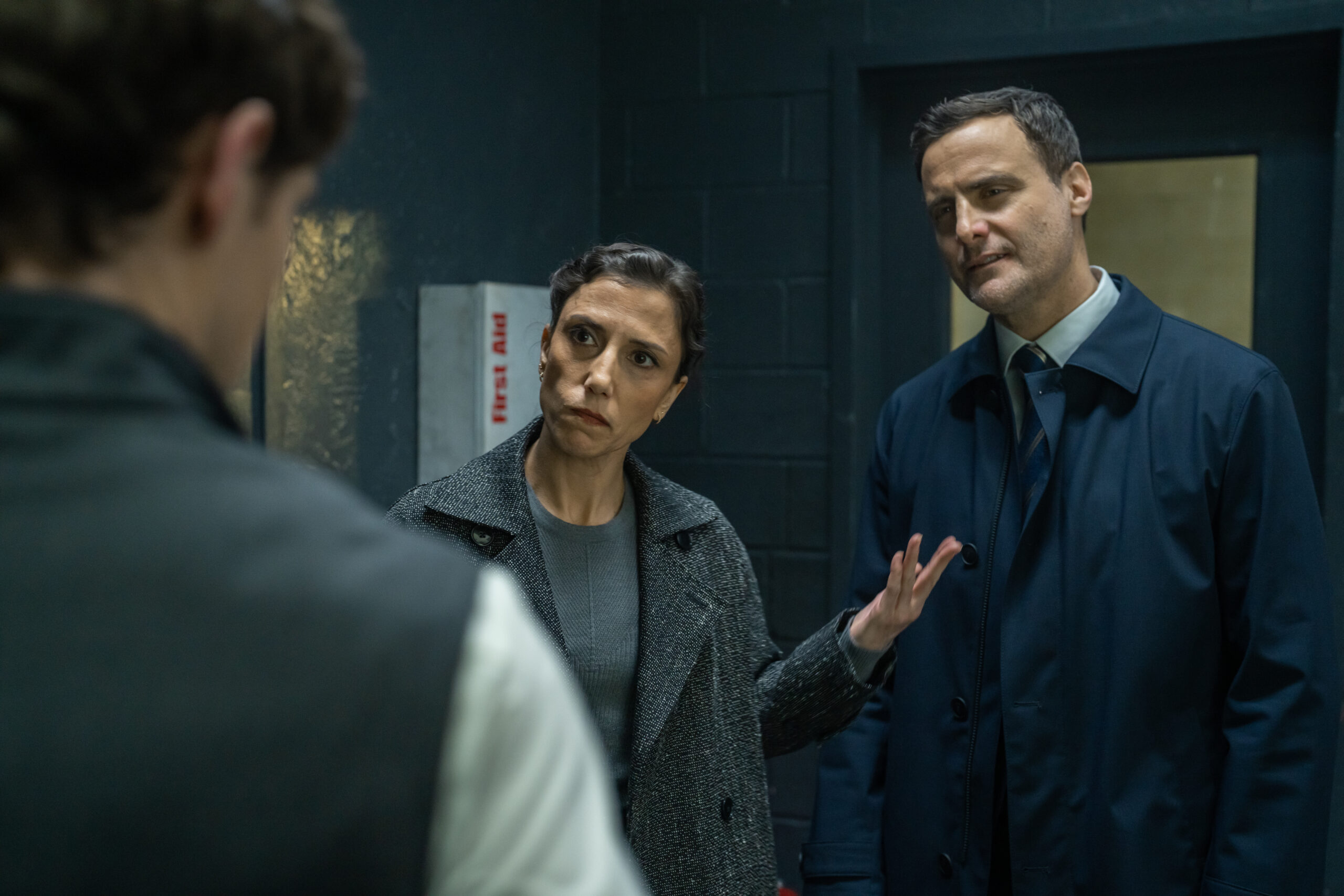 L-R: Kadia Saraf as Detective Claudette Wallace and Dominic Fumusa as Detective Melvin Oliva in Dexter: Resurrection, episode 3, season 1, streaming on Paramount+ with SHOWTIME, 2025. Photo Credit: Zach Dilgard/Paramount+ with SHOWTIME.
