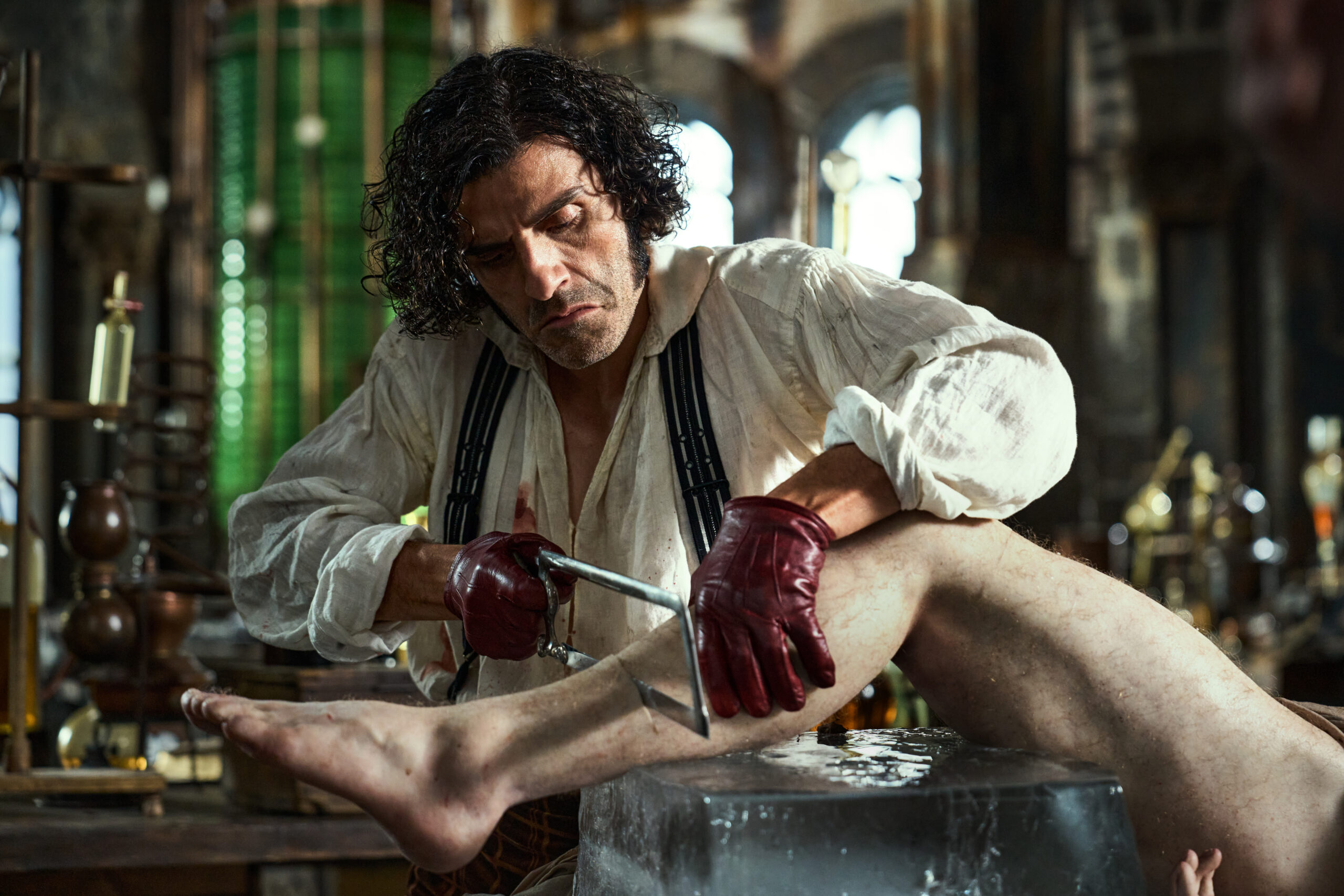 Guillermo del Toro’s Frankenstein is a Gothic Homage That Pays Respect to Previous Adaptations FRANKENSTEIN. Oscar Isaac as Victor Frankenstein in Frankenstein. Cr. Ken Woroner/Netflix © 2025.