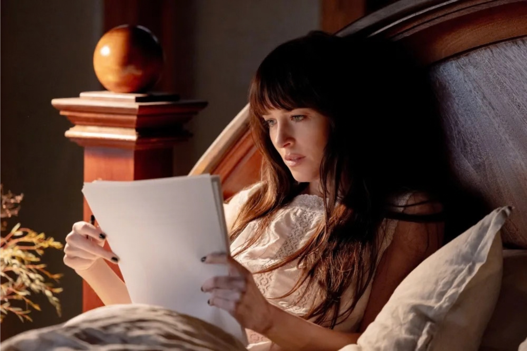 Verity Review: Anne Hathaway Deserves Better
