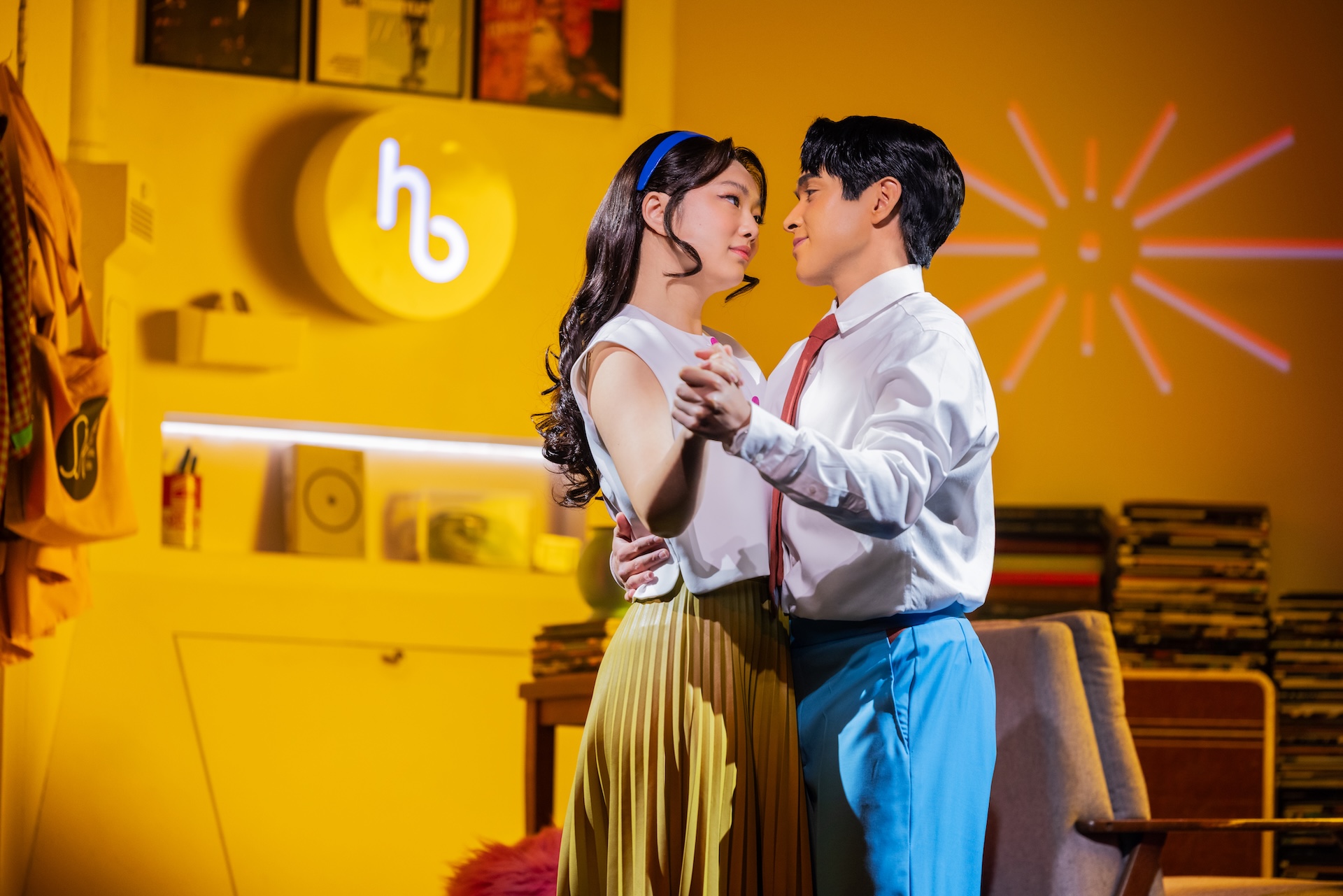 Maybe Happy Ending Review: A Musical About a Couple of Robots With Plenty of Heart and Emotions